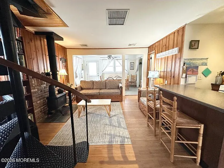 2200 Oceanfront — Photo 17