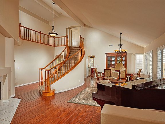 2nd image of 5326 Belardo Dr