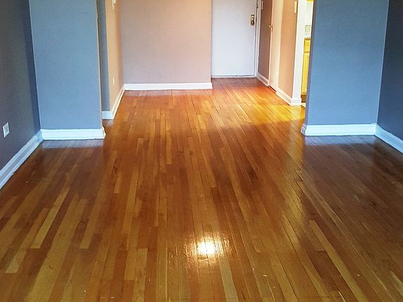 2nd image of 2020 Avenue V APT 2H