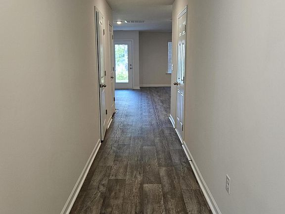 2nd image of 2107 Gracie Ln
