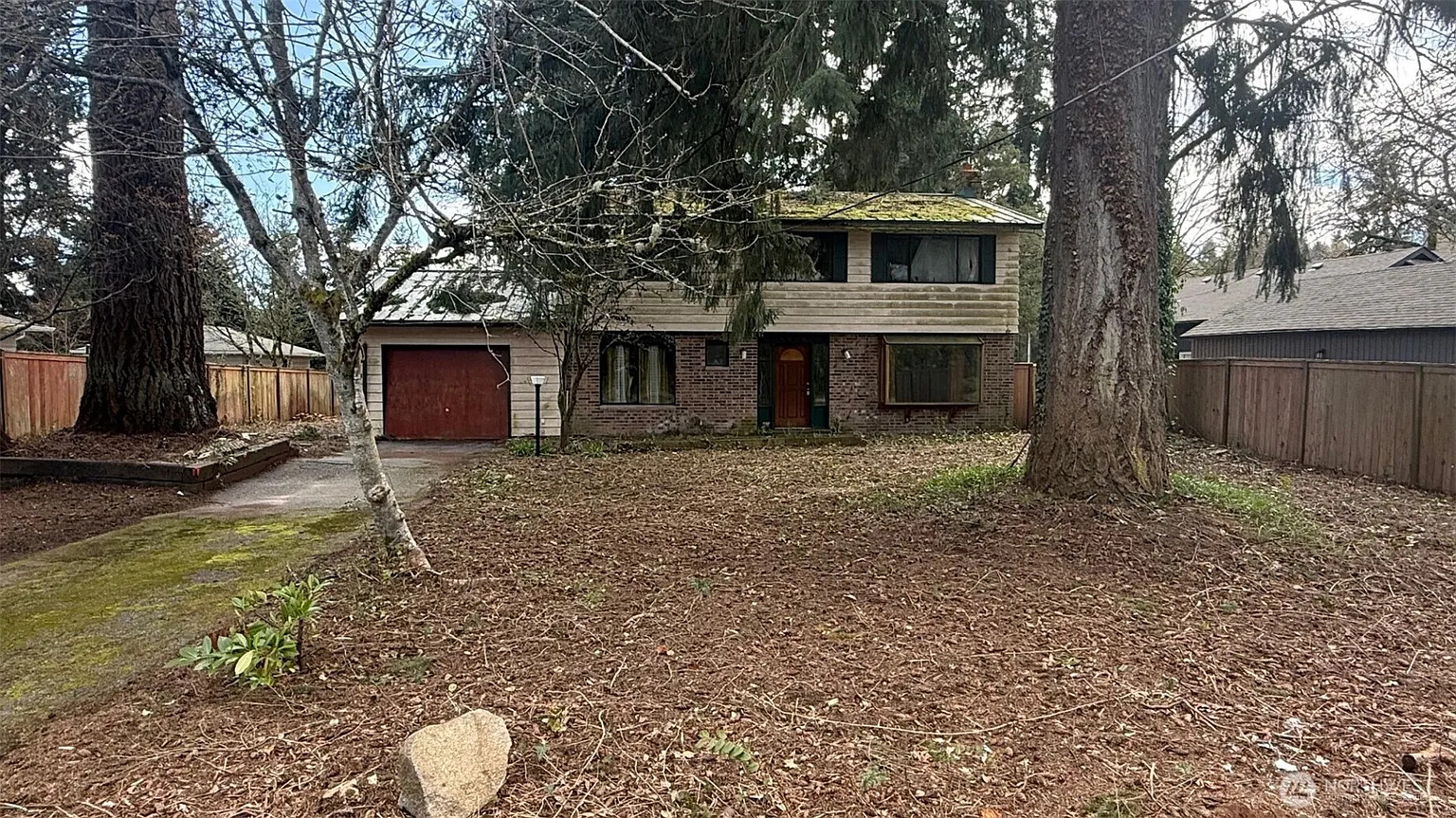 2802 241st Place SW photo 1