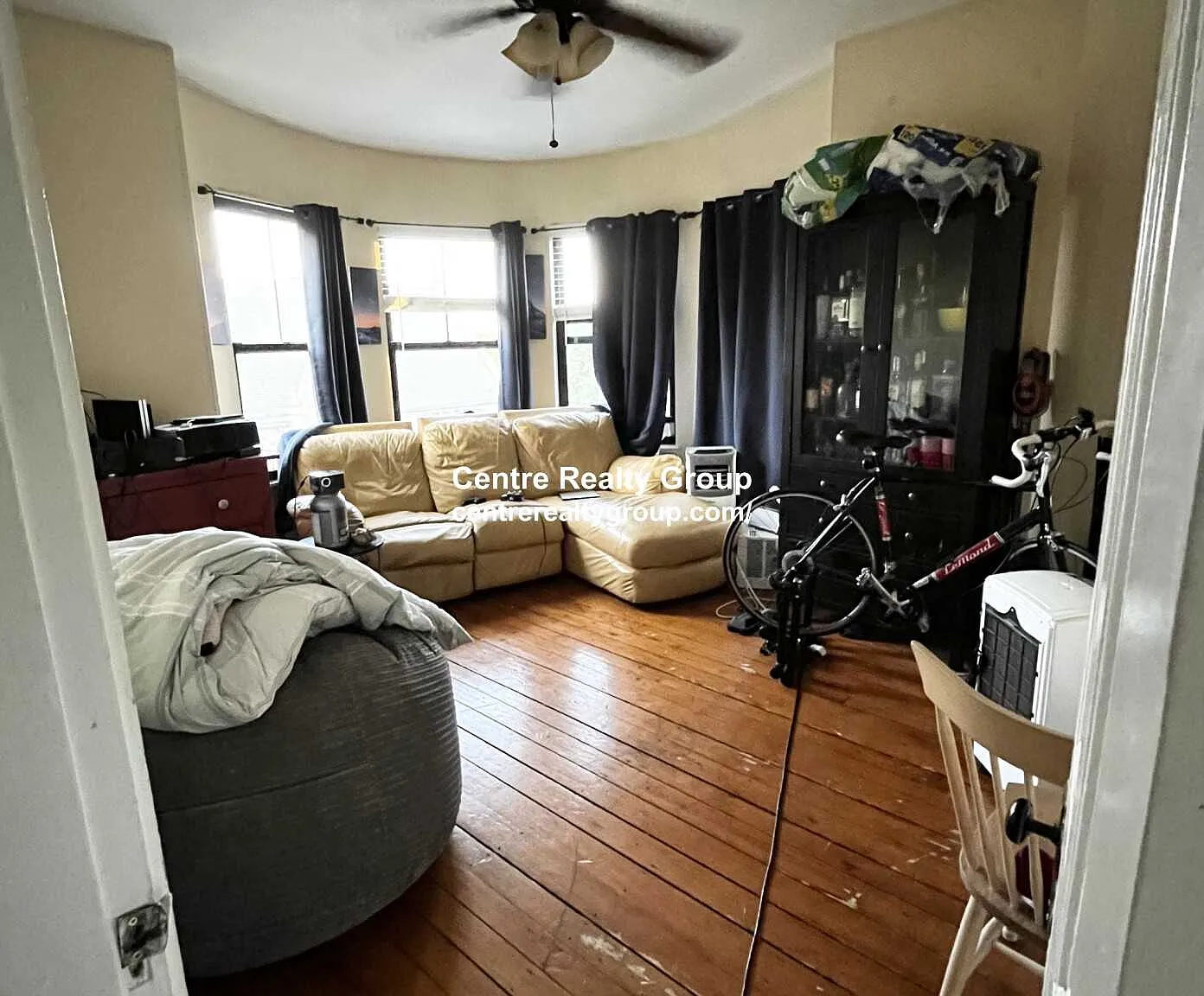 4 bed, 1.5 bath, $5,600 — Photo 3
