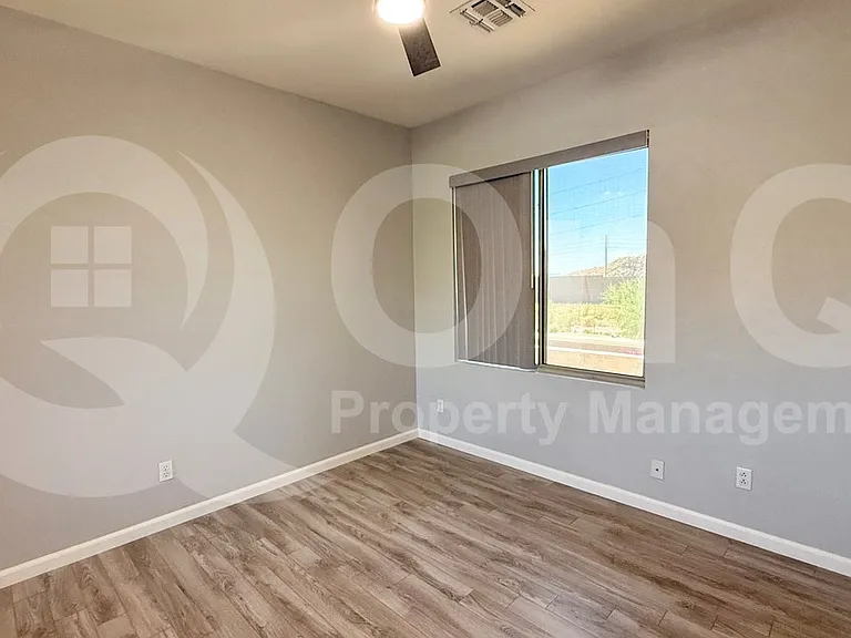 1415 W Windsong Dr — Photo 13