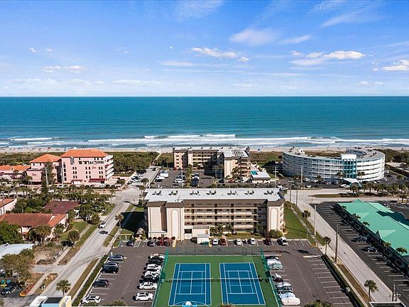 2nd image of 4105 Ocean Beach Blvd APT 226