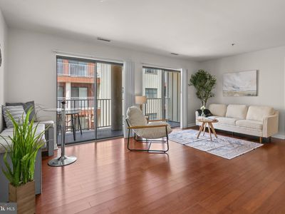 2702 Lighthouse Point E UNIT 631, Baltimore, MD, 21224