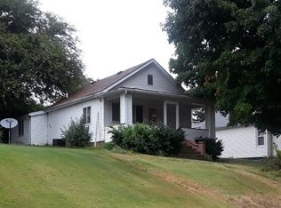 124 E 6th St, Spring Valley, IL 61362