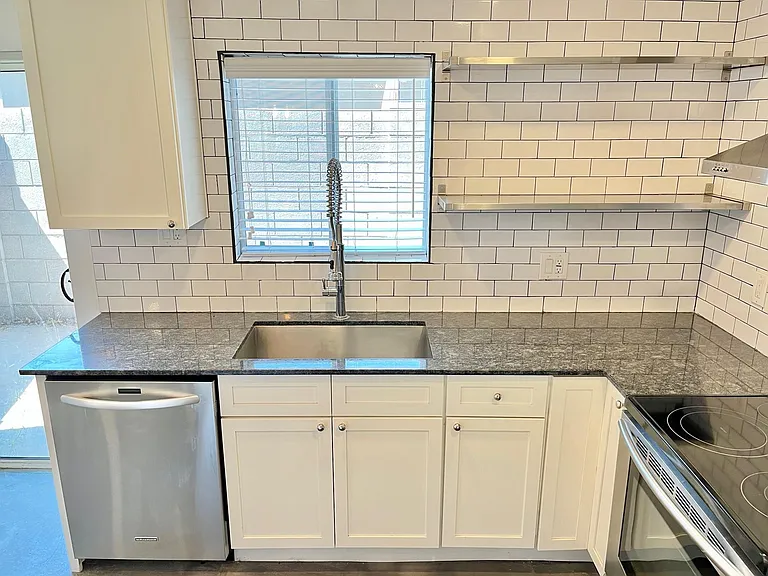 3234 N 38th St #9 — Photo 11