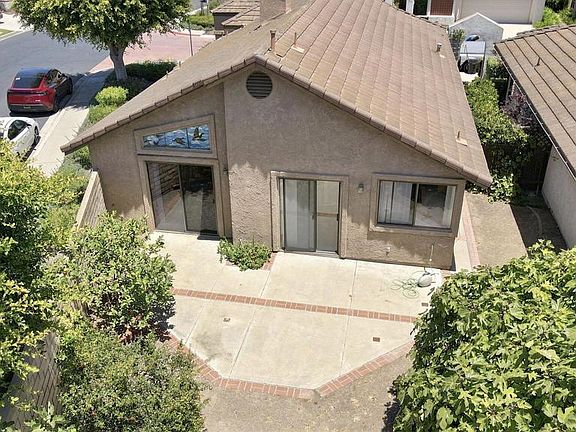 3rd image of 192 La Veta Dr