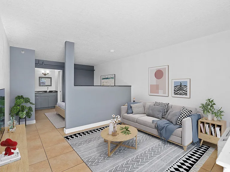 Colonial Drive Apartments — Photo 21