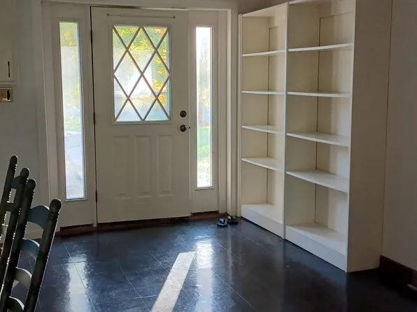 73 Hamilton Dr, Mount Clare, WV 26408