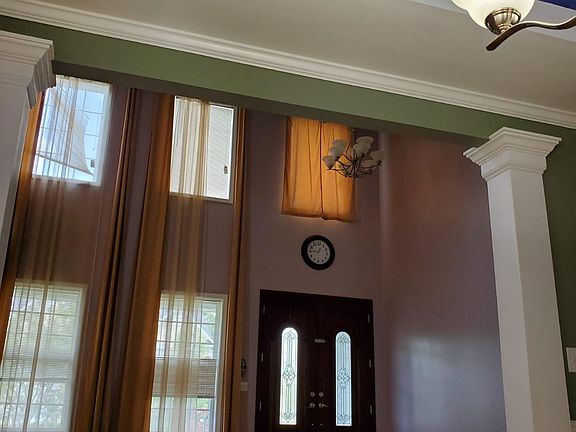 3rd image of 309 Malvern Hill Ln