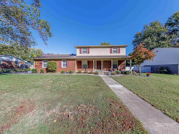 7666 Meadow Ln, Newburgh, IN 47630