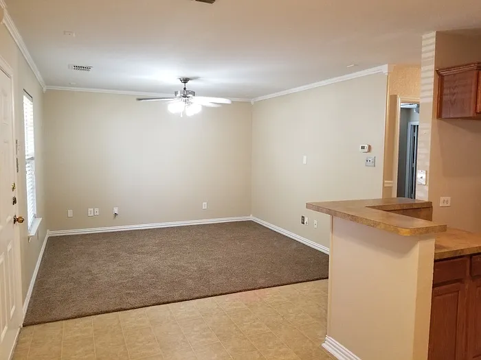 709 Pride Ct — Photo 5