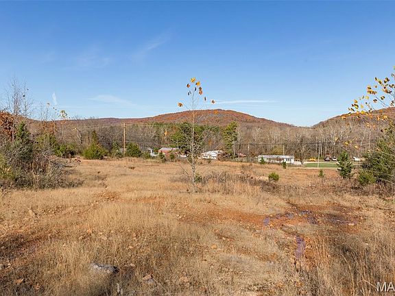 5th image of 1502 State Highway 21