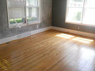 3rd image of 28217 Gladstone St
