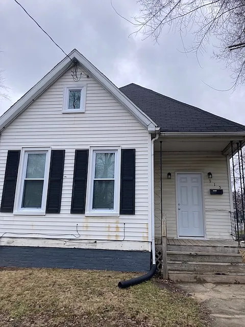 915 W Macqueen Ave photo 1