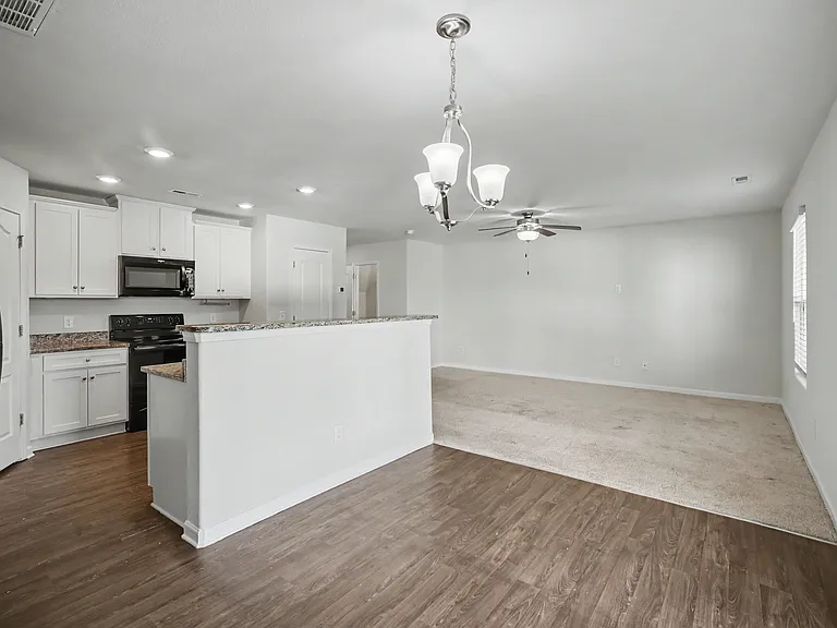 3306 Ellingford Rd — Photo 9
