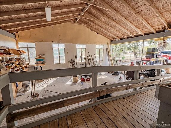 5th image of 23067 Cragon Rd