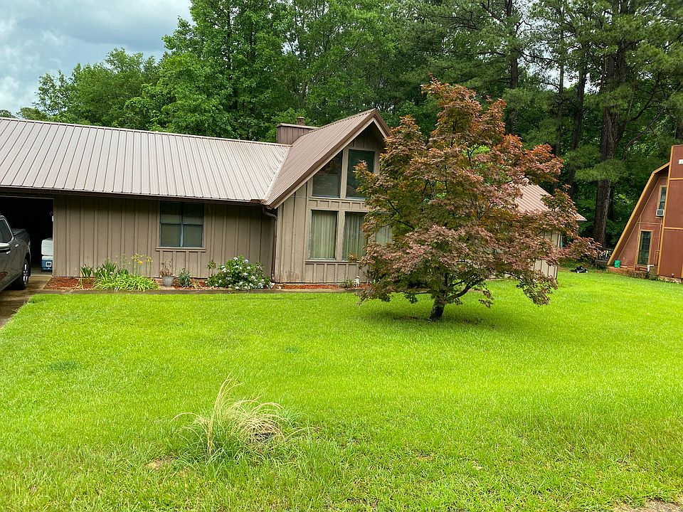 1st image of 235 J A Dooley Womack Dr