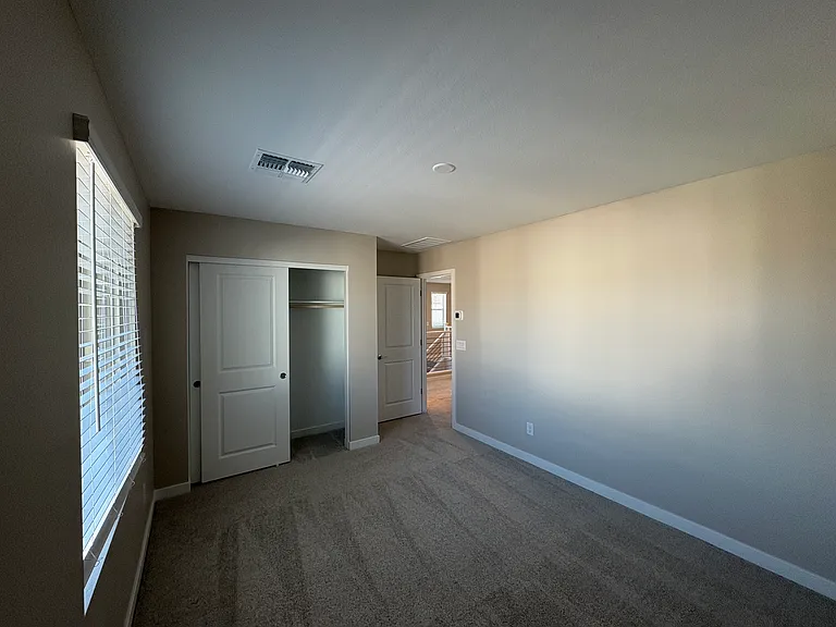 3354 S 180th Ln — Photo 28