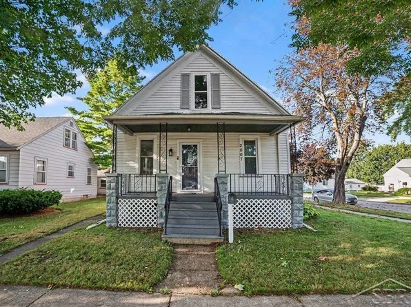 2007 18th St, Bay City, MI 48708