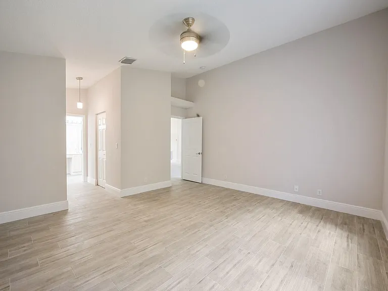 172 Jones Creek Dr — Photo 18
