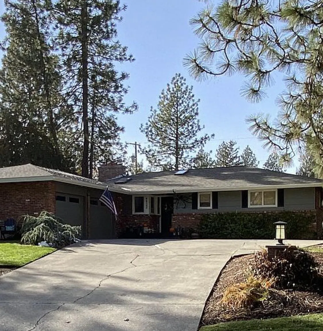 5 bed, 2886 sqft, $3,200 — Photo 1