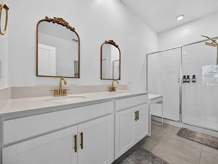 281 Piave St — Photo 18