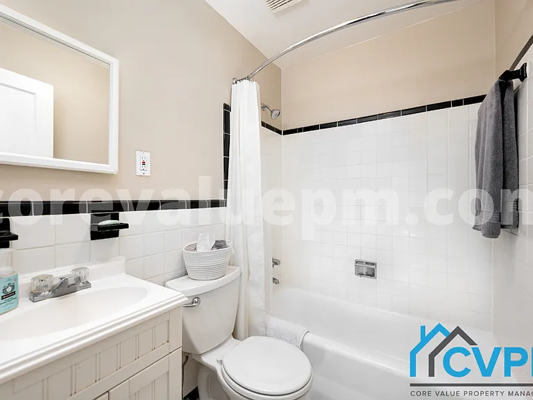 8627 Park Ave — Photo 17