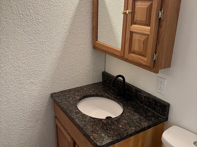 326 Pepperton Dr — Photo 28