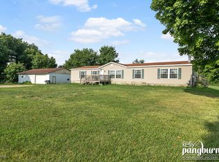 13169 S Alger Ave, Grant, MI 49327
