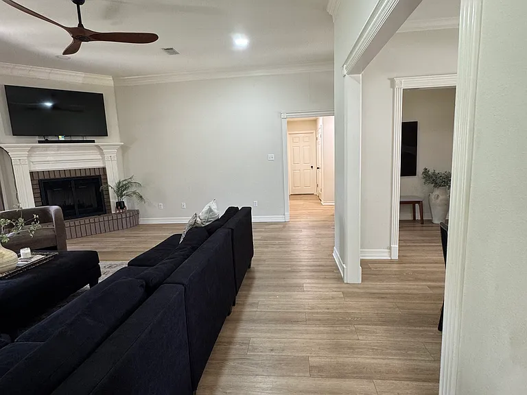 4116 Bedford Dr — Photo 4