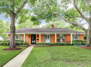 6201 Meadow Lake Ln, Houston, TX 77057