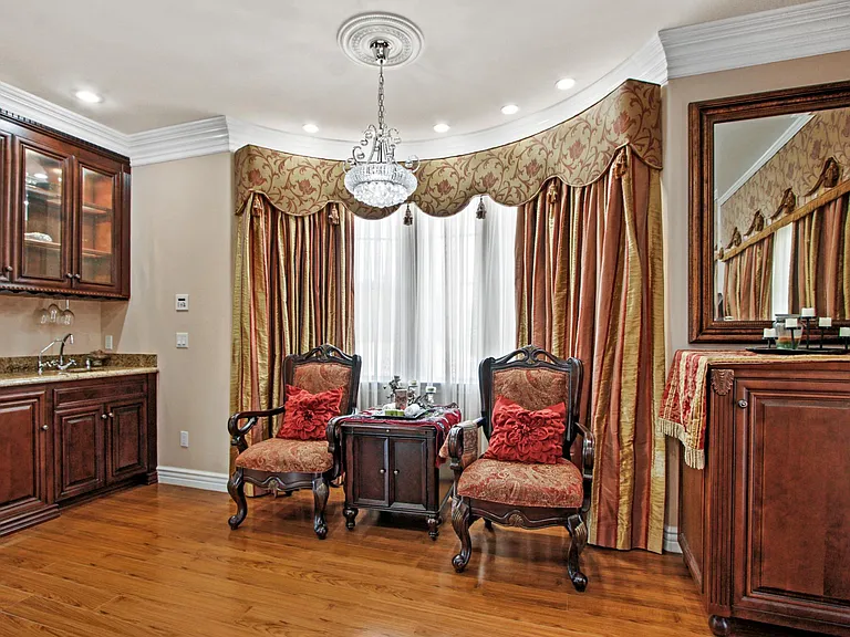 Master Bedroom Bar
