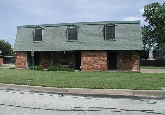 1st image of 4000 Scruggs Dr APT C