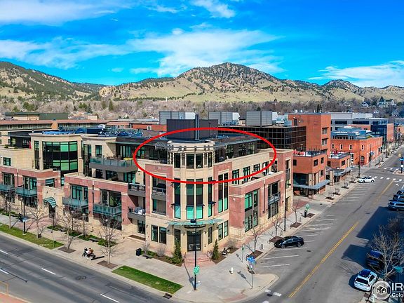 3rd image of 1077 Canyon Blvd #403