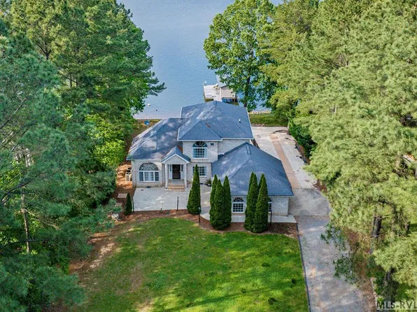 239 Overlook Dr, Roanoke Rapids, NC 27870