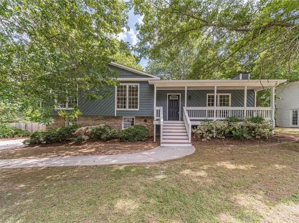 3404 Broxton Mill Way, Snellville, GA 30039