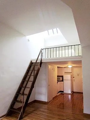 Rented by Mirador Real Estate | media 17