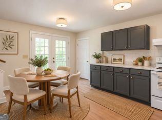 656 Bellemeade Ave NW APT B, Atlanta, GA 30318