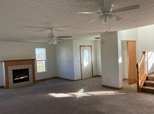 1682 Putnam Rd SW, Pataskala, OH 43062