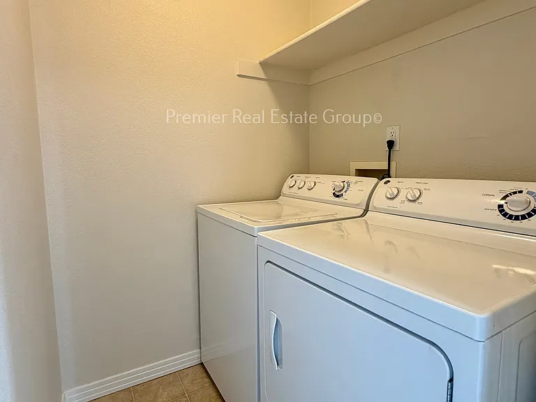 2225 Stepping Stones Way #A — Photo 9