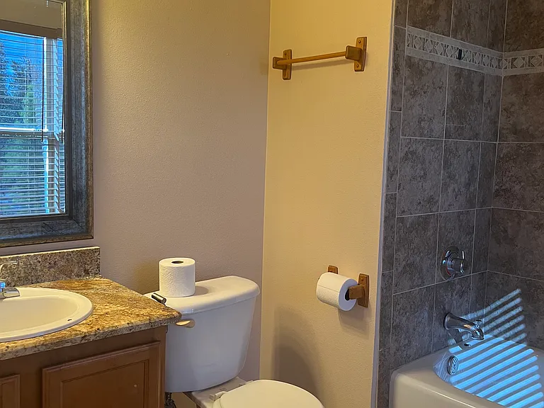 1341 Lyonshire Dr — Photo 22