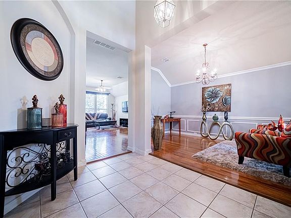 4th image of 4311 Mulligan Ave