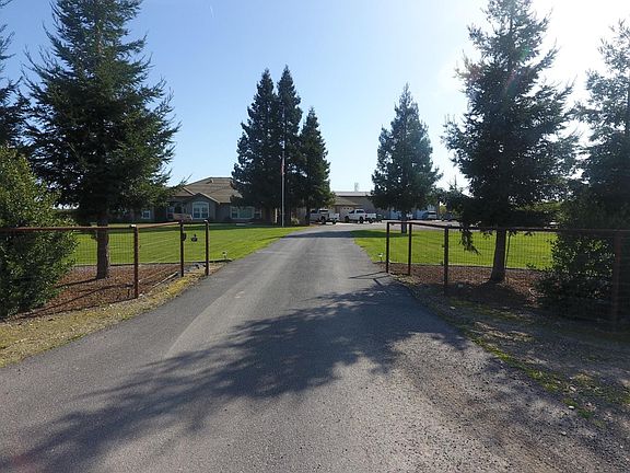 4th image of 15200 Lone Tree Rd