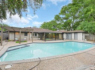 9022 Quebec Dr, Houston, TX 77096