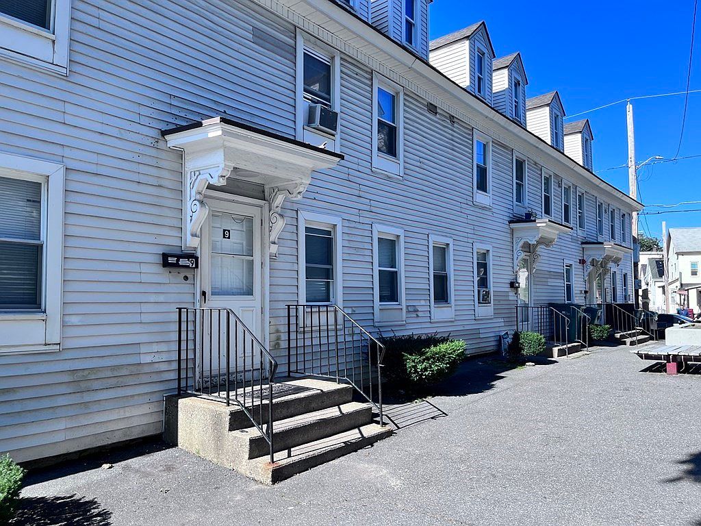 31 Jewett St, Lowell, MA 01850 MLS 73166231 Zillow