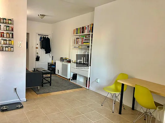 Rented by Highline Residential | media 12