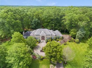 5 Golden Pond Dr, Milltown, NJ 08850