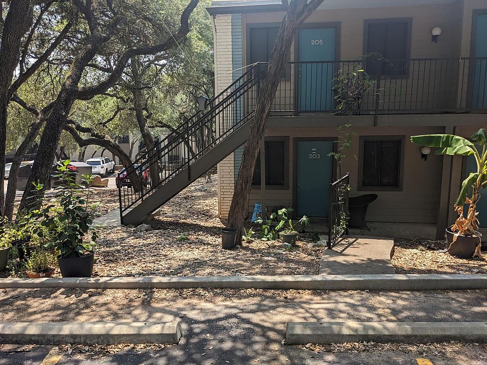 1st image of 2882 Barton Pkwy #203